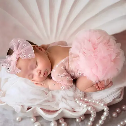 Ylstee Circular Polka Dot Newborn Photography Romper with Bow Headband Baby Girl Photoshoot Outfits 1 Month Infant Picture Props