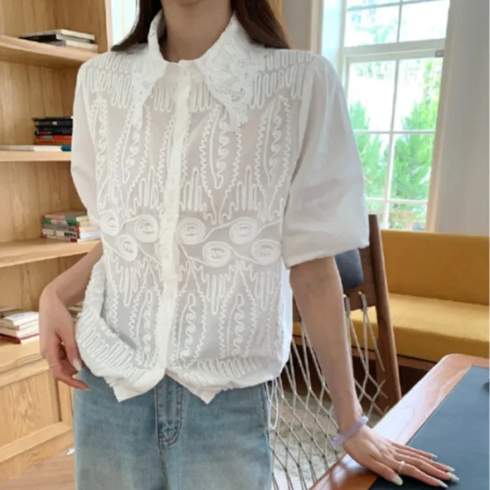 

Summer Fashion Korean Style Embroidered Short Sleeve Shirt with Drawstring Hollow out Design Slimming Top for Women