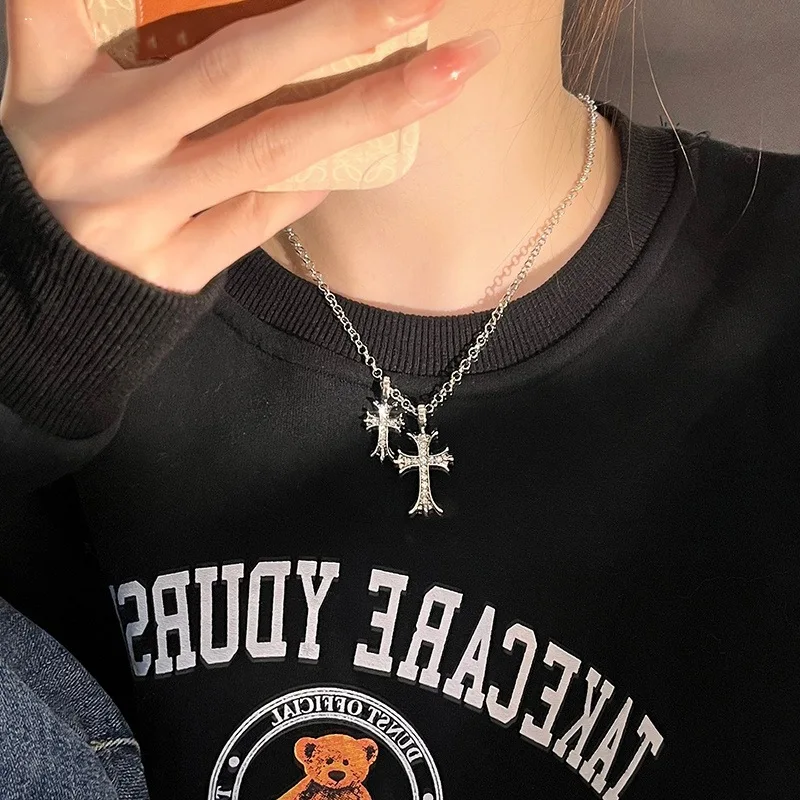 Y2K Punk Crystal Cross Pendant Necklaces for Women Men Gothic Irregular Cross Clavicle Chain Necklaces Aesthetic Jewelry Gift