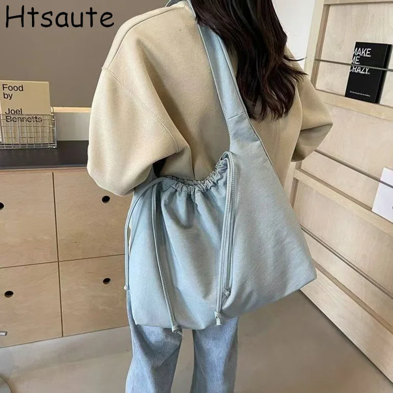 

Lightweight Handbag Advanced Retro Bag for Women's Textured Single Shoulder Bag Tote Large Capacity Crossbody Commuting Tote Bag