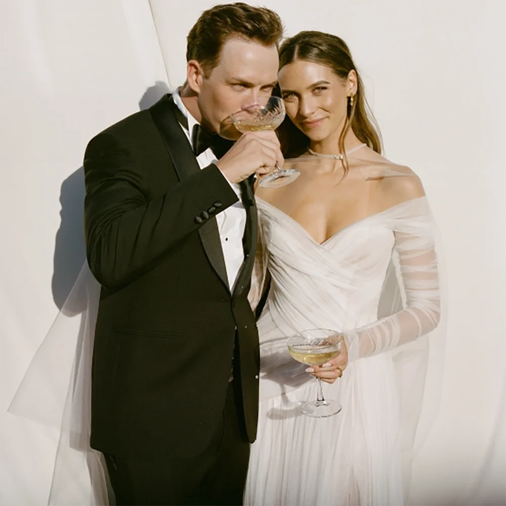 Long Sleeves Ruched Tulle Wedding Dress With Cape Lightweight Customized Off Shoulder Ivory Pleated Mesh Unique Bridal Gowns
