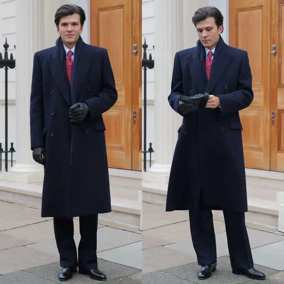 

Handsome Classic Peaked Lapel Woolen Overcoat Men Thick Customized Double Breasted Pocket Coat Casual Winter Warm Jacket
