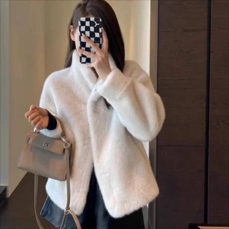 

2025 Fashion Faux Coat Women's Mink Overcoat Short Jacket Winter Stand-Up Collar Fur Outerwear Casual Tops