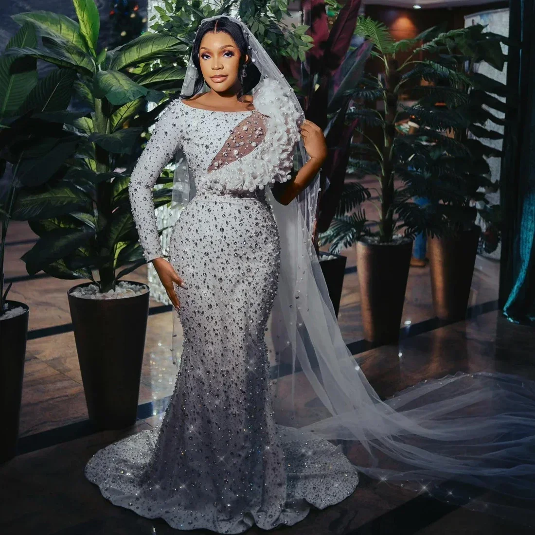 ชุดแต่งงานคริสตัลประดับเพชรหรูหราแบบสั่งทำพิเศษ โรบ เดอ มารี 2024 อาโซ เอ็บี ชุดเจ้าสาวแขนยาวสไตล์แอฟริกัน