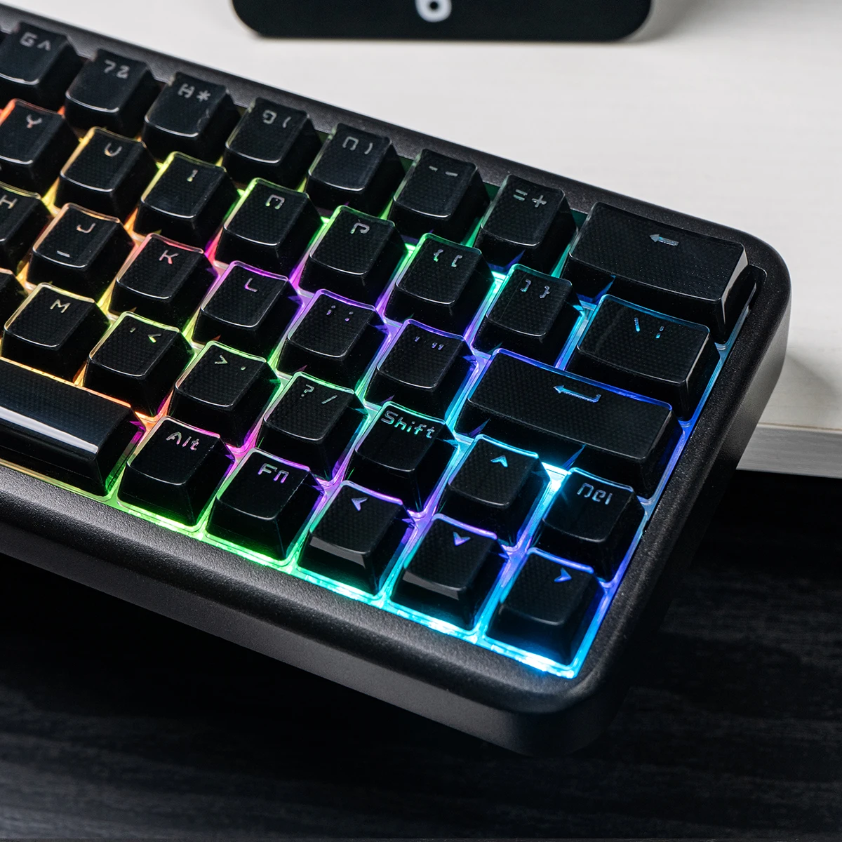 134 Tombol Profil OEM Jello Round Crystal PC Keycap Hitam Transparan Jernih Menyala dari Belakang untuk Switch MX Keyboard Gaming