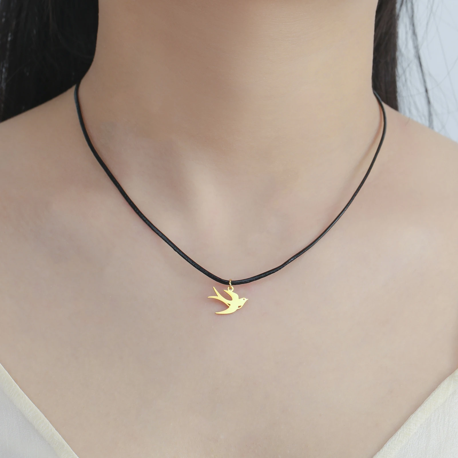 Unift Swallow Bird Necklace Stainless Steel Pendant Women Choker Snake Chain Fashion Trendy Animal Inspirational Jewelry Gift