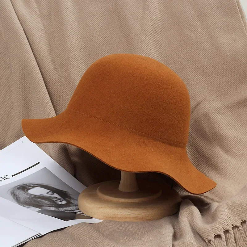

2025 NEW Fedora Hat Women's Autumn Wave Curled English Retro Versatile Fisherman Hat Fashion Hepburn Style Woolen Top Hat