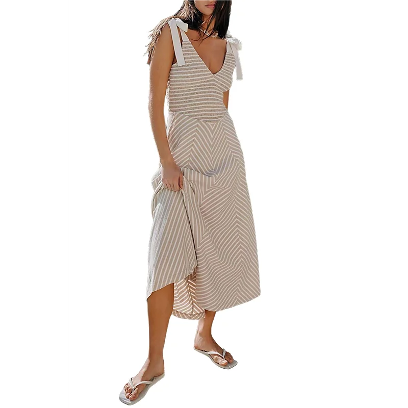 【SEE】ผู้หญิงลําลองฤดูร้อน Smocked V คอชายหาดลาย Sundress Flowy ชุดเดรสยาวพร้อมกระเป๋า