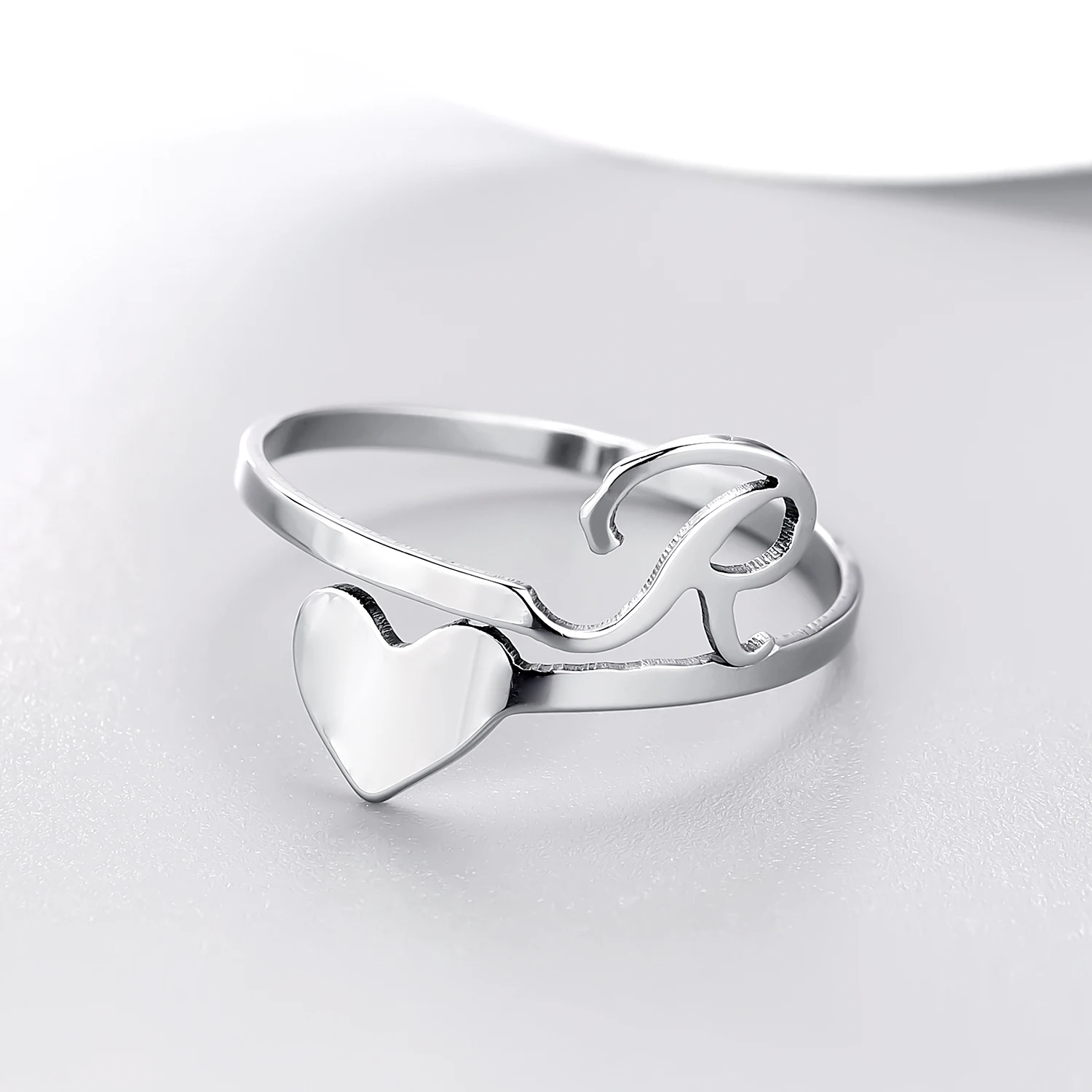 Fashion Silver Color 26 Letter Love Heart Rings Stainless Steel Open Ring for Women Men Couple Initial Name Finger Jewelry Gifts