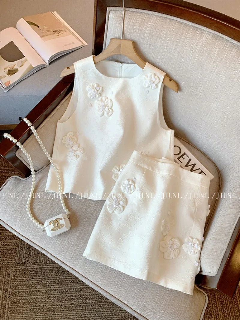 フランスの新しい小さな香りの良いツーピースセット レディース サマーファッション 3Dフラワー ノースリーブベストトップ + ミニスカート セレブリティパーティースーツ