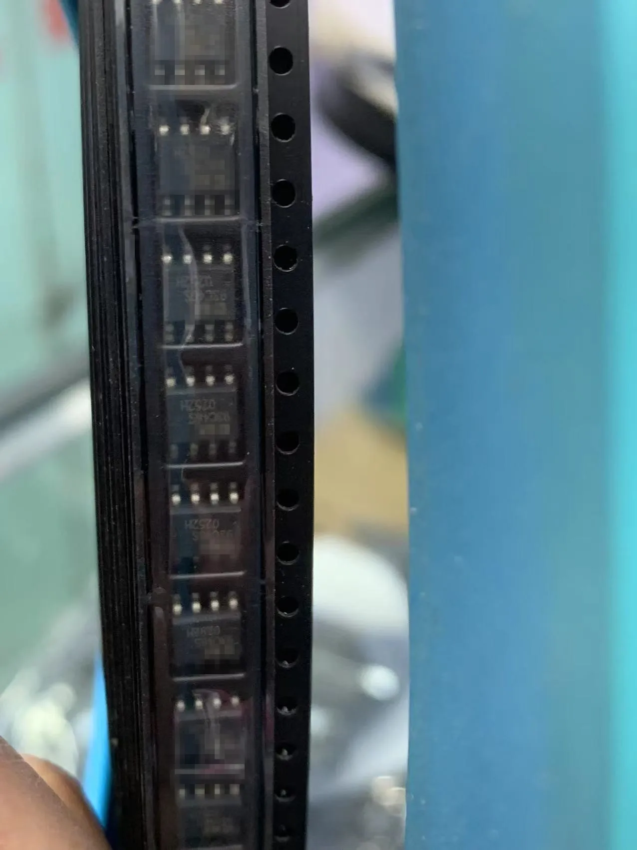 

CAT93C46S26490TE13 （5pcs） Original and spot inventory
