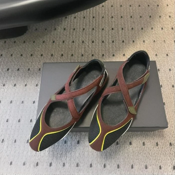 zapatos-planos-de-mujer-estilo-mary-jane-con-banda-cruzada-y-cierre-magico-diseno-color-block-y-punta-redonda-coleccion-oto