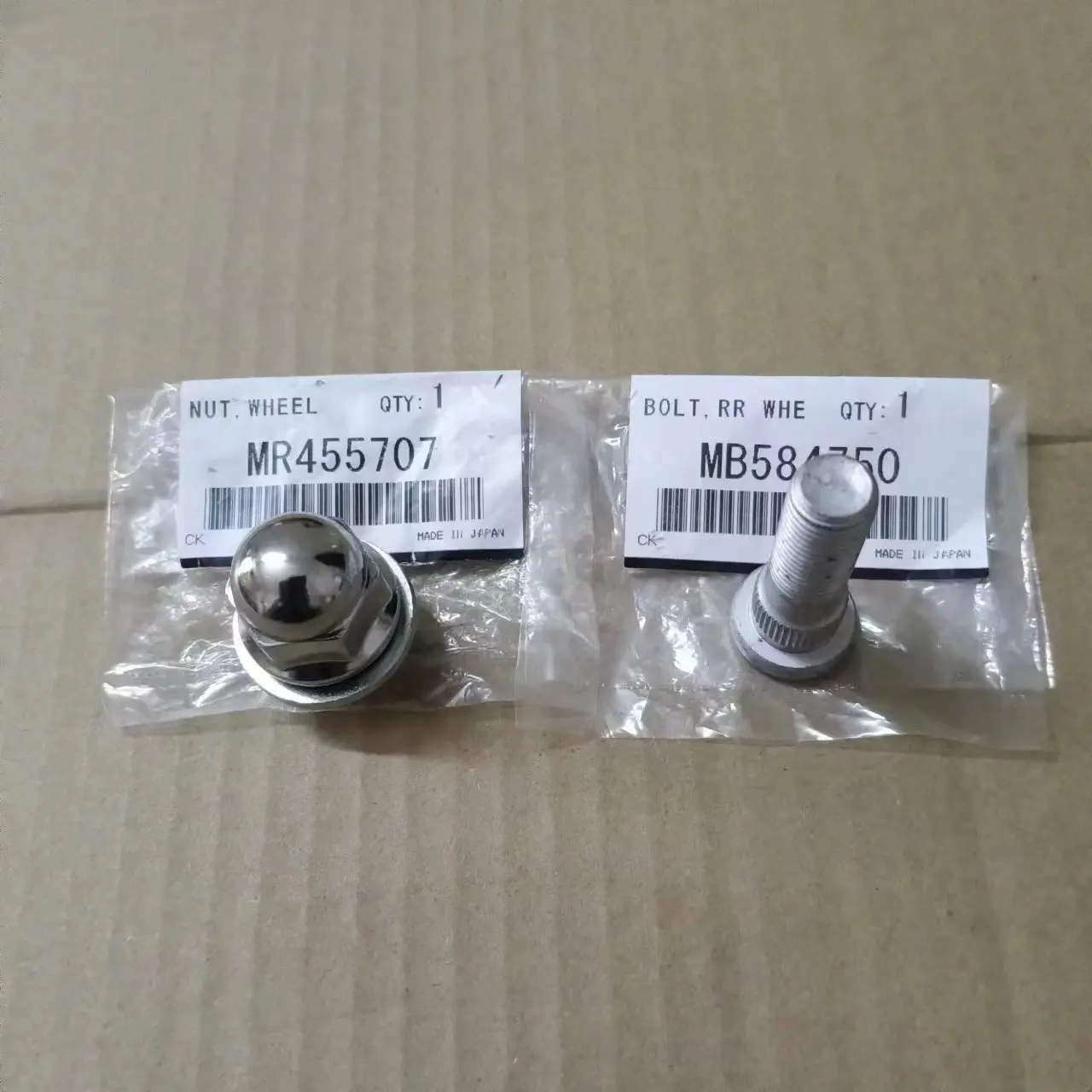 Auto Parts Wheel Bolt Tire Screw Nut For Mitsubishi ASX Pajero Sport Eclipse Cross Outlander 2013-2021 OEM MB911495 MR455707