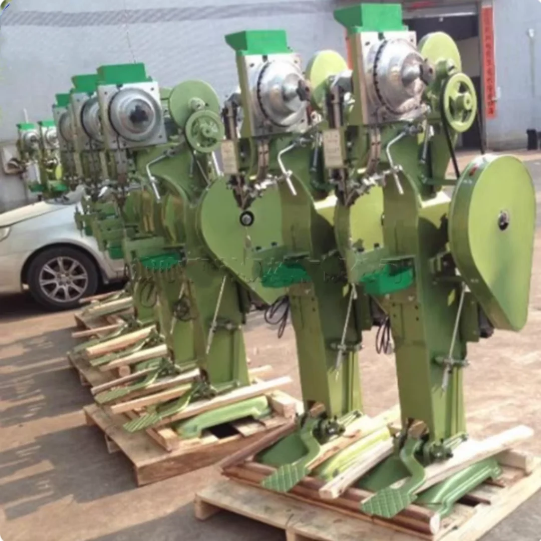 Solid riveting equipment, semi hollow hardware products, riveting equipment, storage box, bottom riveting machine