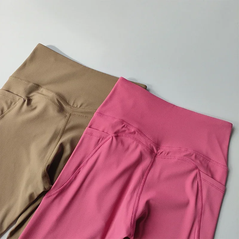 Hochintensives, nahtloses Cross-Back-Yoga-Set mit integrierten Sport-BHs und hochtaillierten, hüfthebenden Fitness-Leggings – Detail 20