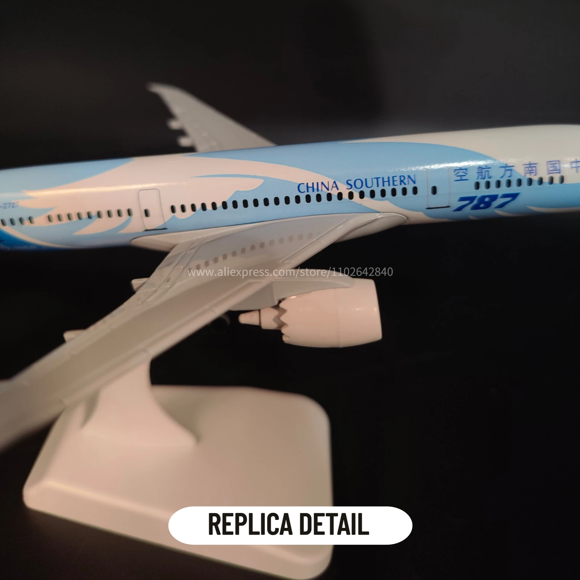 Scale 1:250 Aircraft Model Metal Diecast CHINA SOUTHERN B787 Replica Airplane Aviation Office Miniature Art Kid Fidget Boy Toy