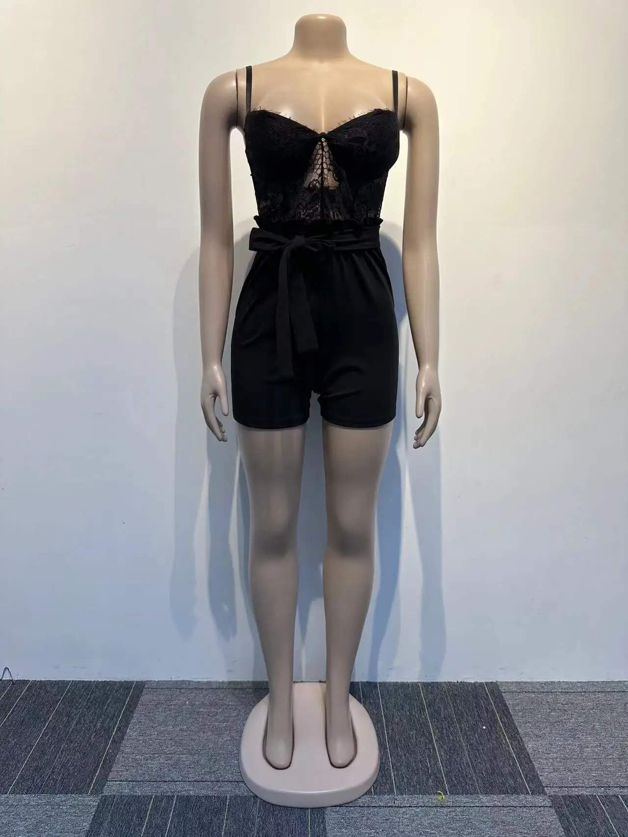 Pakaian Bermain Camis Renda untuk Wanita Jumpsuit Bodycon Baju Monyet Klub Malam Tembus Pandang Celana Pendek Jumpsuit Pakaian Klub Seksi Pesta Malam