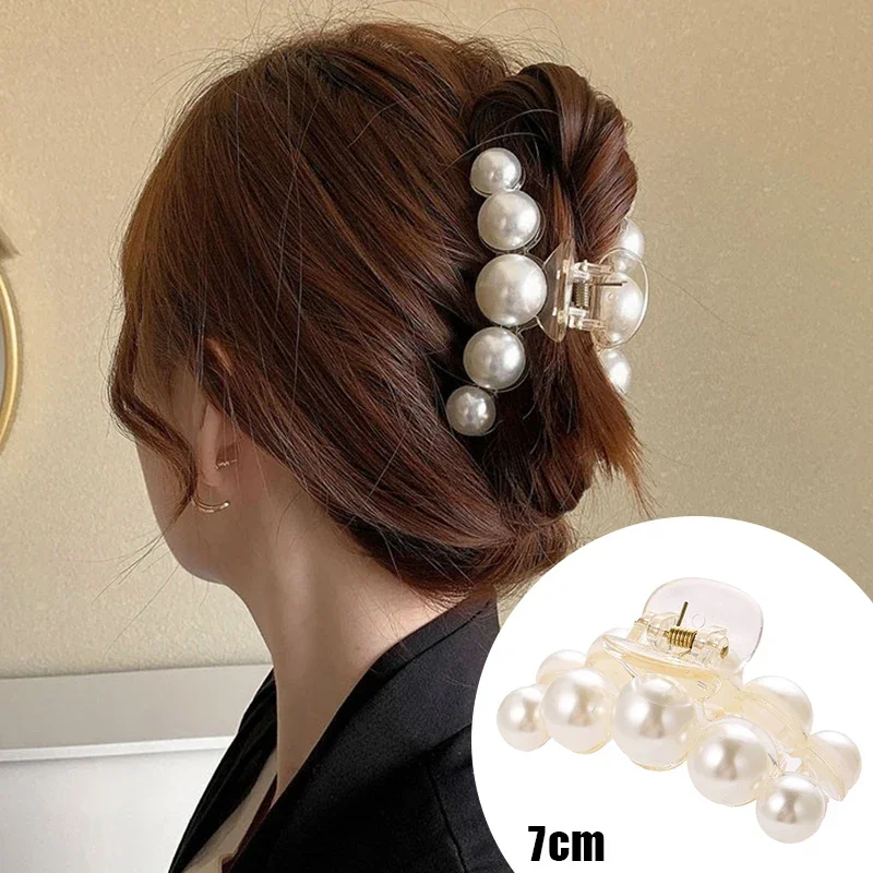 Women Elegant Hair Claw Gold Color Hollow Geometric Metal Hair Clips Vintage Headband Hairpin Fashion Hair Crab Hair Accessories