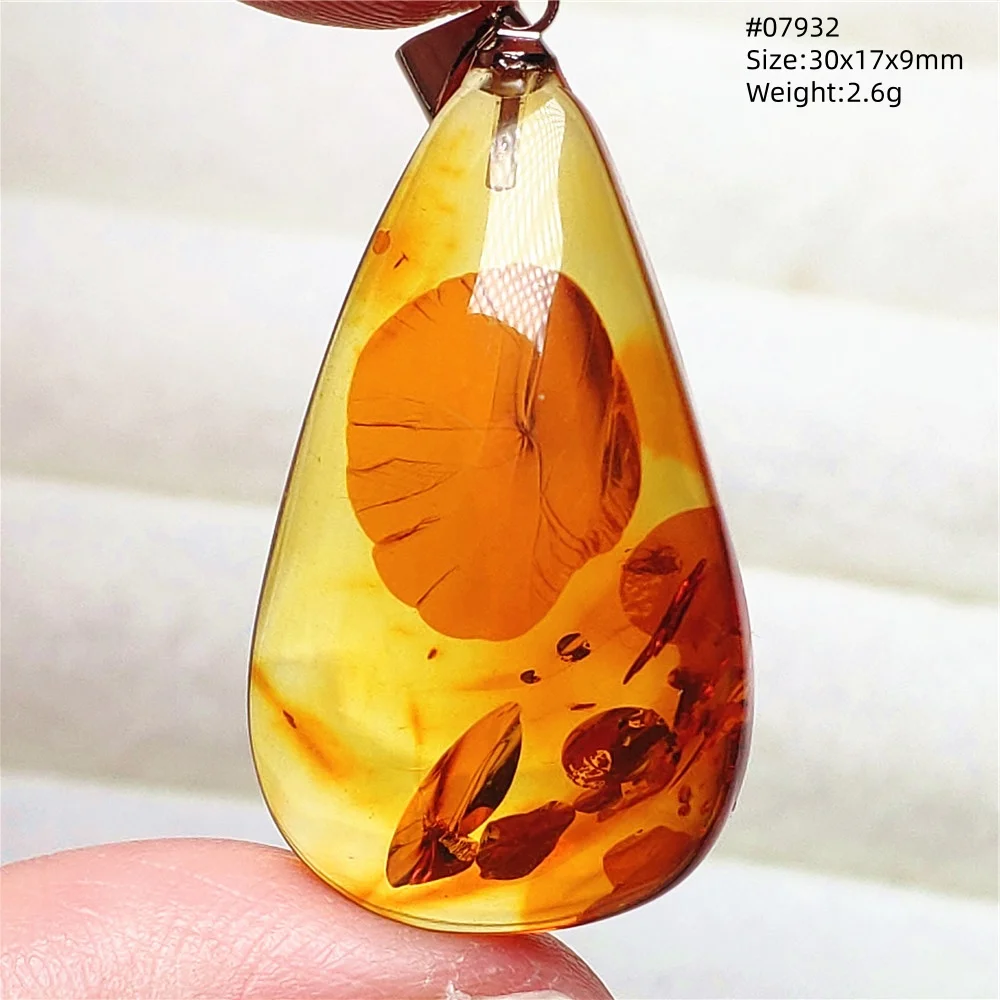 Natural Red Piebald Amber Pendant Baltic Gemstone Yellow Amber Women Men Rare Pendant Necklace Jewelry AAAAA