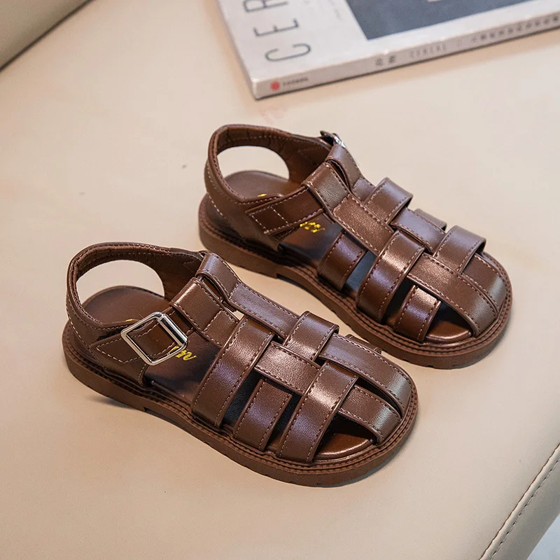 Little Girls Leather Cage Sandals 2026 New Summer Kids Beach Roman Shoes Non-slip Classic Simple Girls Retro Fisherman Sandals
