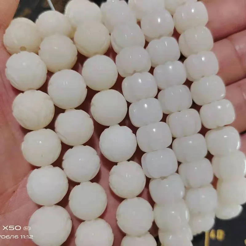 Factory Supply White Corypha Umbraculifea Carved Three-Layer Lotus Pure White Bodhi Pumpkin Beads108PiecediyOrnament Accessories