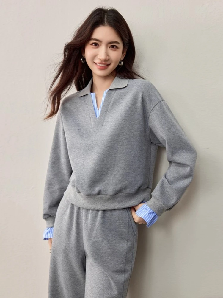 

SENTUBILA Women‘s Pant Set 2025 Autumn Contrast Long-sleeve Turn-down Collar Sweatshirt Elasticized Wide-leg Pants 153ZH1793