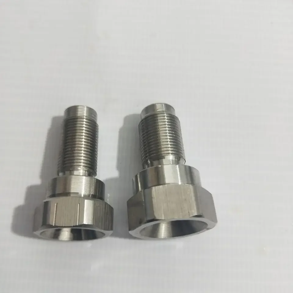 Piston Pump Outlet Valve Airless Accessories Pump Parts for Airless Paint Sprayer Mrk V 390 595 1095 5900 7900 970 Piston Valve