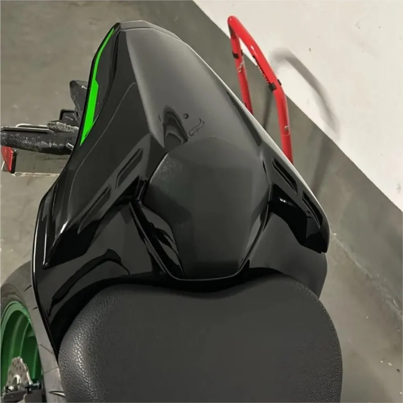 For Kawasaki Z900 /ABS 2017-2020-2021 Motorcycle Rear Pillion Passenger Seat Cowl Pillion Z 900 Tail Fairing Back Cover Green