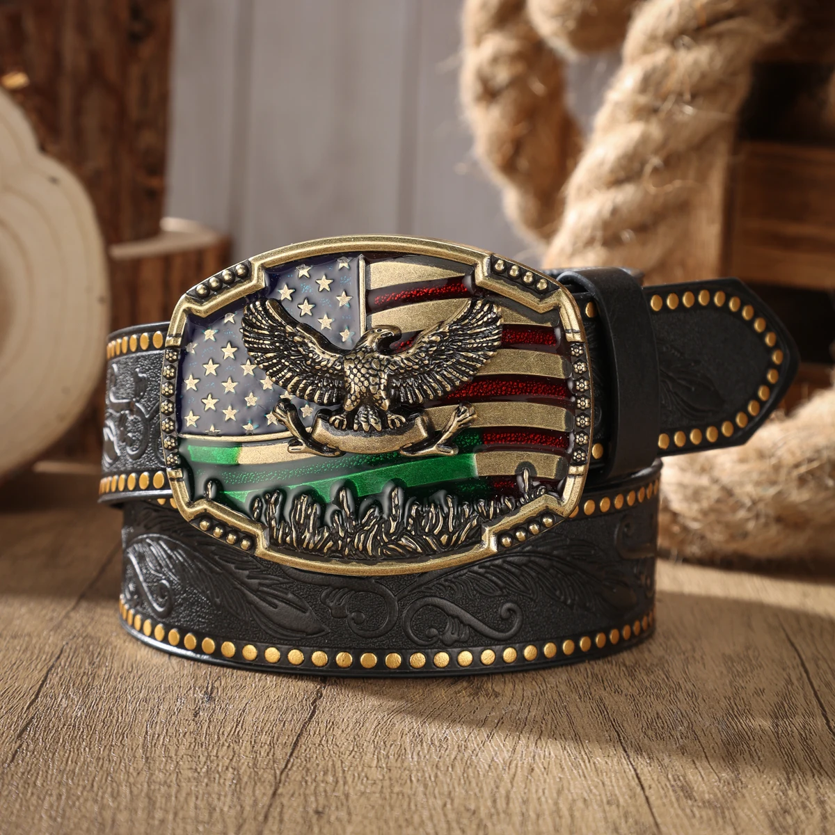 A PU Belt Suitable for Both Men and Women, Combining the Style of Western Denim and Retro, Is Perfect for Daily Casual Outings