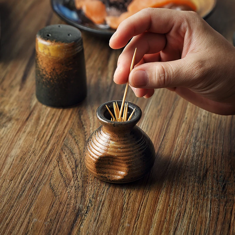 Japanese Retro Creative Restaurant Seasoning Canned Soy Sauce Bottle Toothpick Holder Pepper Bottle Set Soy Sauce Dispenser