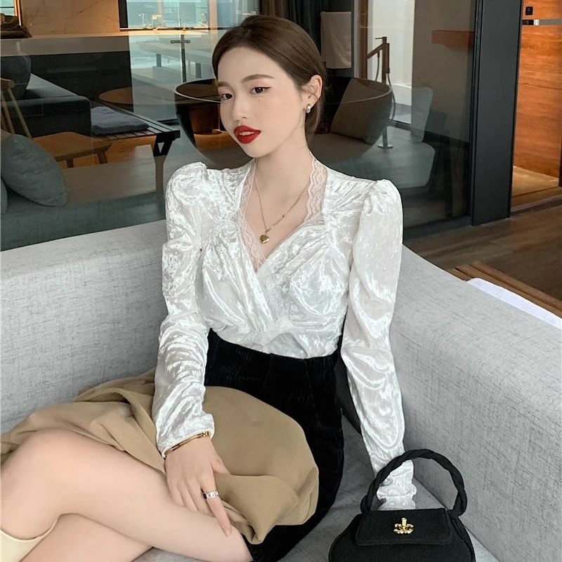 Autumn Bottoming Tops Women Velvet Spliced Lace Blouse New Elegant Fashion V-neck Long Puff Sleeve Shirt Clothes Blusas 29071