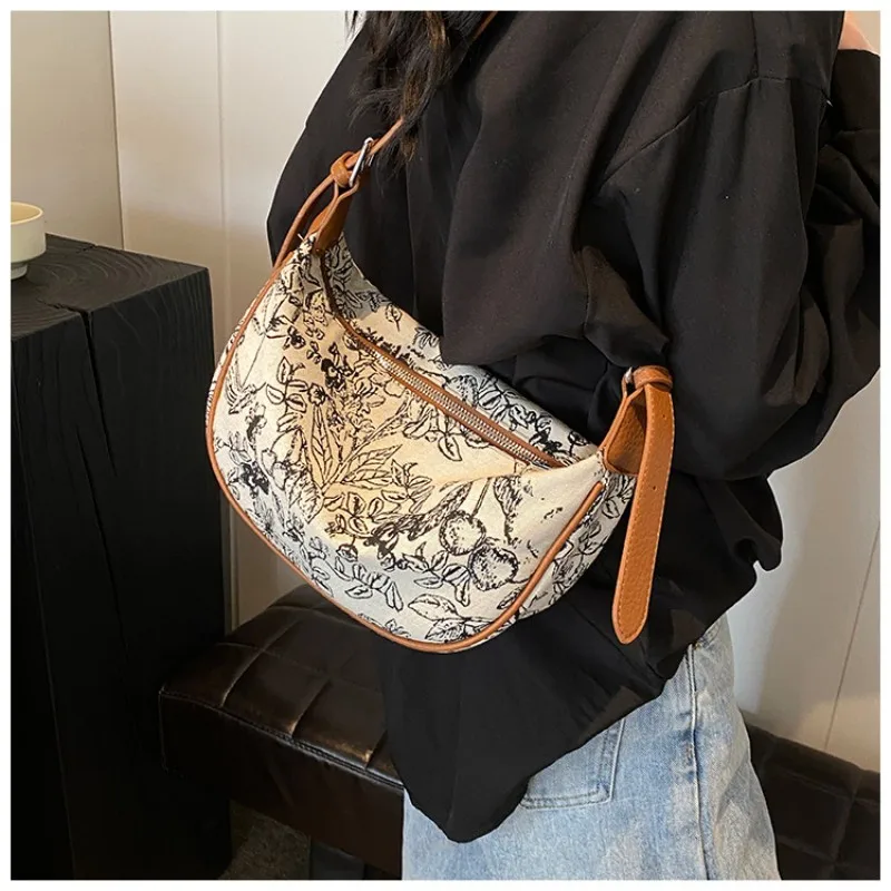 UKF Summer Commuter Bag Casual Cross-Body Shoulder Bags For Women Student One-Shoulder Bag Versatile Small Bag Bolas Hobo