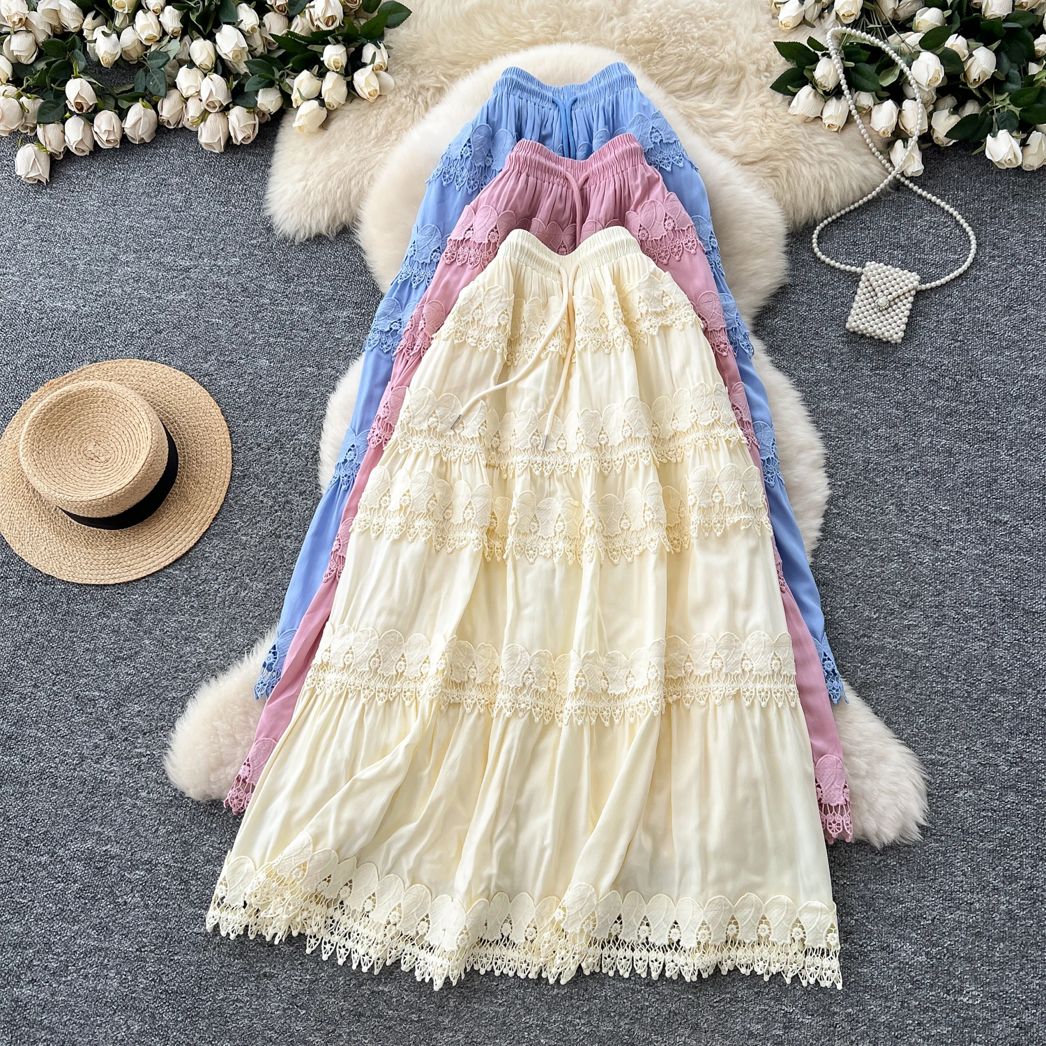 

French Sweet Heavy Lace Patchwork Skirt For Women 2025 New Gentle Style All-match High Waist Slim A-line Skirt