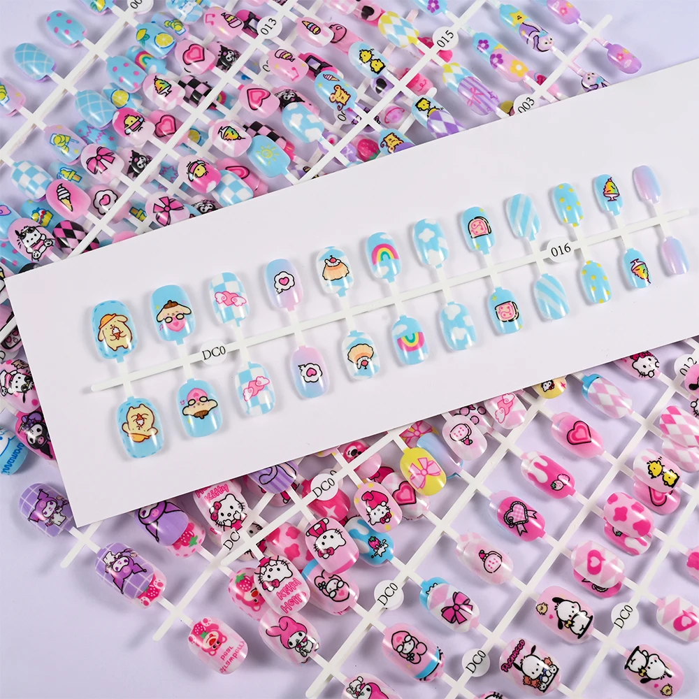 24Pcs Girls Cartoon Style Full Cover Press On False Gel Short Square Kuromi Hello Kitty Kids False Nail 6~12 years Fake NailsTip