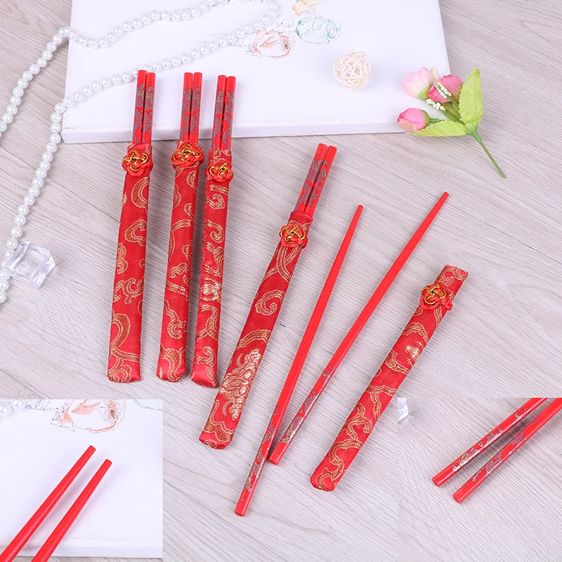 1Pair Red Chopsticks Chinese Wood Bag Holder Dinnerware Flatware Kitchen Food Stick-Dragon Phoenix Random【Homeclub】