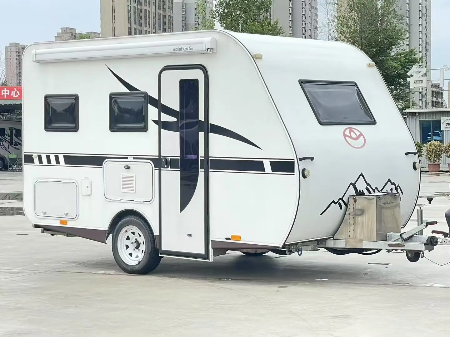 Outdoor Camping Motorhome Movable 2 Person Sleeping Capacity Travel Trailer Large Camper Trailer Kitchen Bathroom Toilet