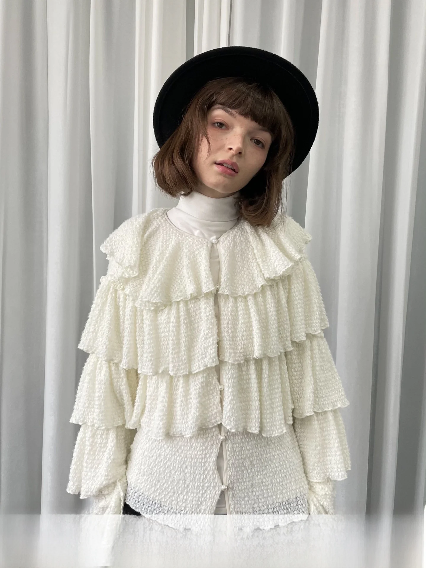 

Женский вязаный кардиган с круглым вырезом, многослойный, фактурный, свободного кроя, из нейлона, с длинными рукавами, осенний, для многослойных образов, модный стиль