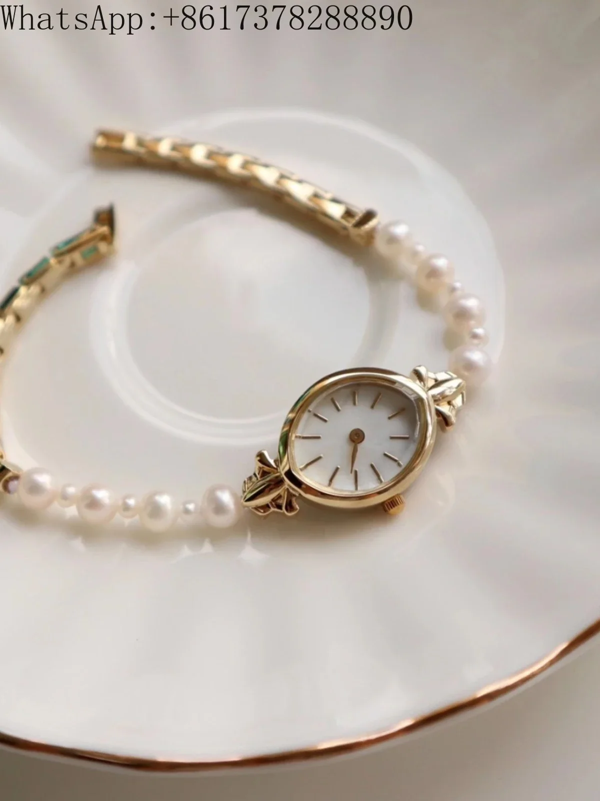 The latest natural freshwater pearl Japanese watch ins style bracelet strap light luxury quartz women's watch