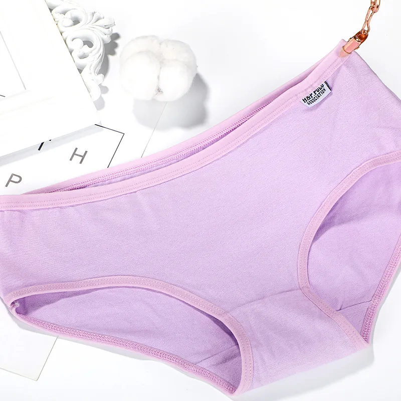 3Pcs Cotton Women\'s Underwear Soft Breathable Solid Color High Elasticity Mid Waist Underwear Simple Sexy Cute Underwear