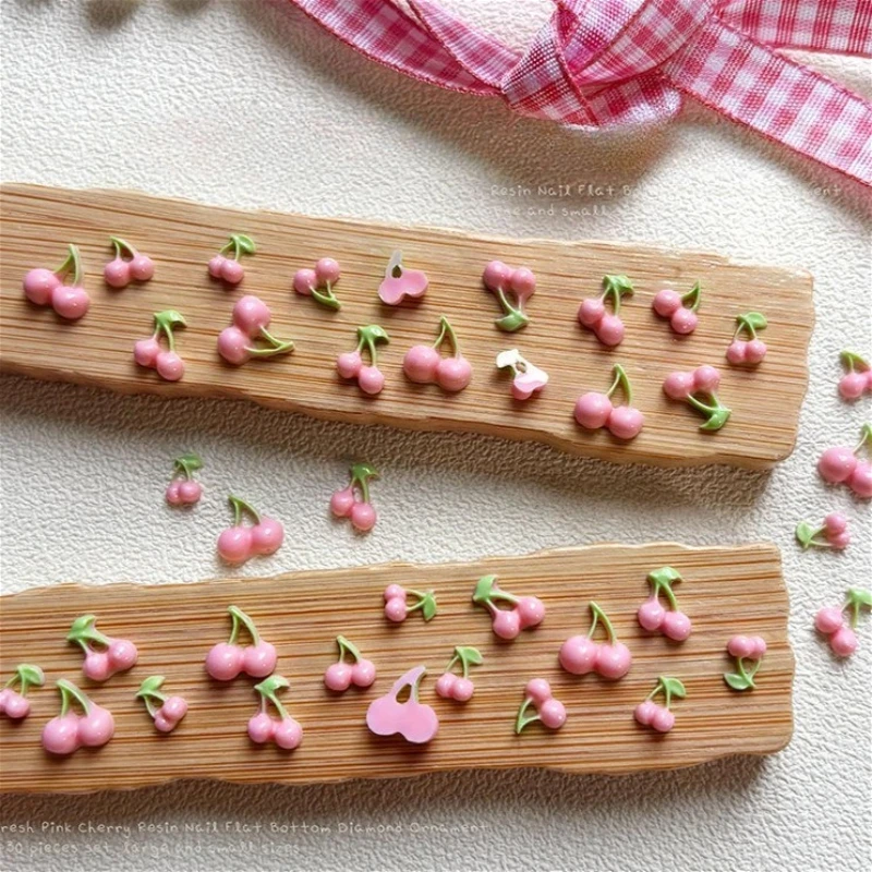 الوردي الكرز الأحمر الفراولة الآيس كريم الحلوى الجزرة الراتنج Bowknot الفاكهة الذاتي مسمار الفن زينة مانيكير السحر DIY الأظافر أجزاء