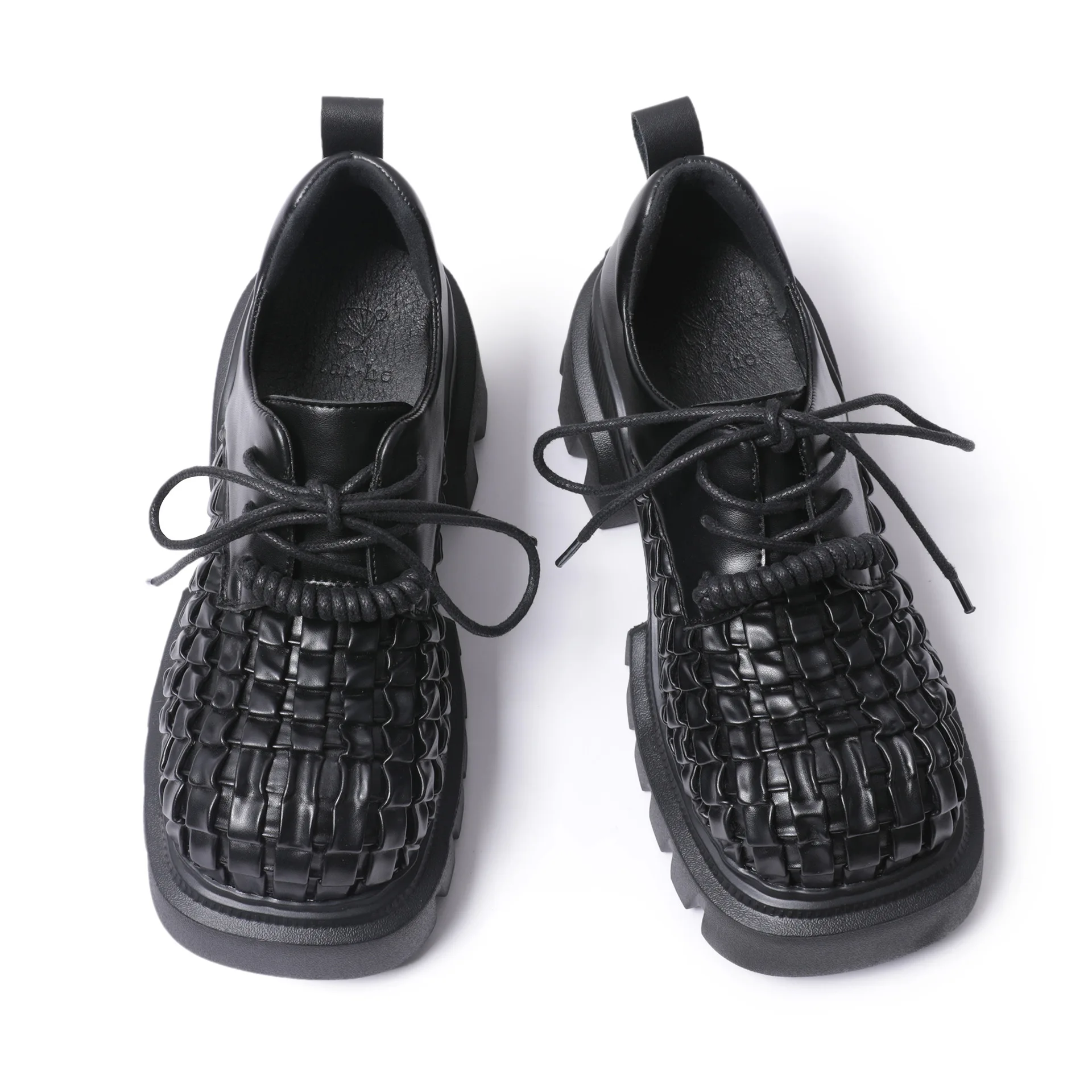 New Square Head Knitted Leather Shoes For Women Lace Up Deep Mouth Sponge Cake Shoes Neutral Retro Height Boosting Single Shoes