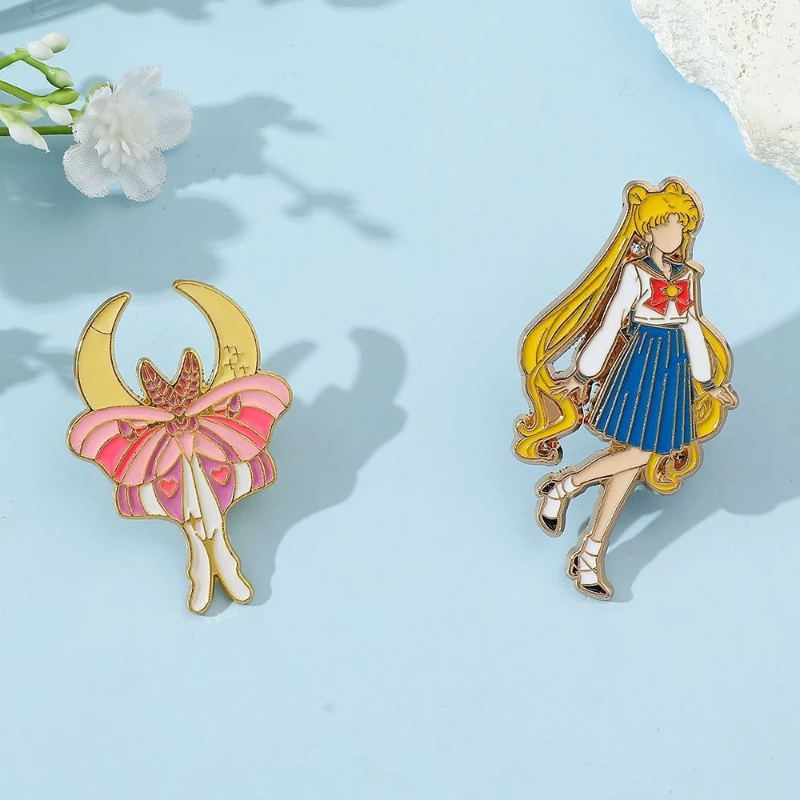 Sailor Moon Japanese Anime Cartoon Usagi Tsukino Personality Metal Badge Brooch Pin Accessory Versatile Backpack Decoration - view 3