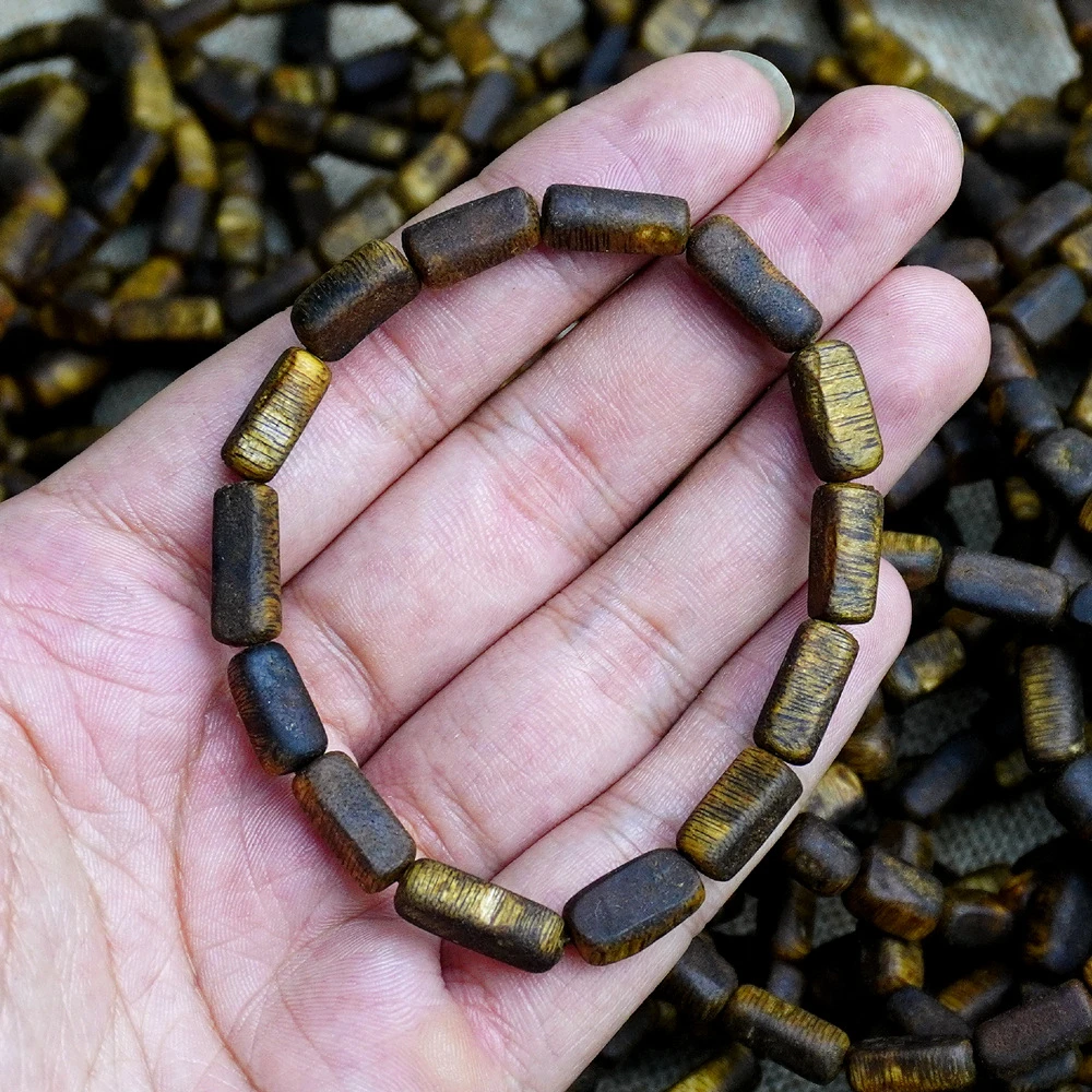 Authentic Kyara Agarwood Bracelet,Scarred Patterns,Free-Form Design,Wushen Yuanye Kyara Material,Hand-Polished Agarwood Jewelry