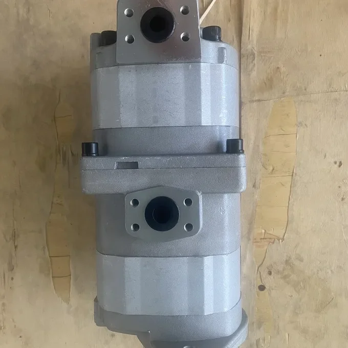 Machinery Parts 705-51-20830 Hydraulic Pump for D65 Bulldozer Engine