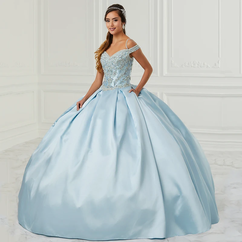 Blue Spaghetti Straps Beaded Quinceanera Dresses Vestidos De 15 Años Quinceañeras Birthday Crystal Ball Gown Evening 2023 فساتين