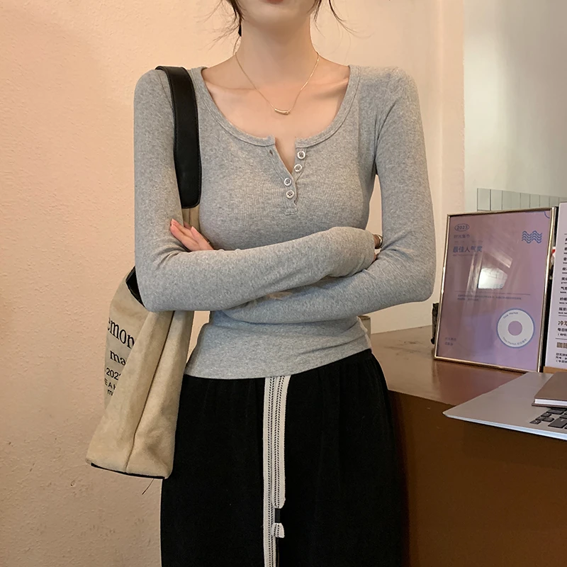 AOSSVIAO 2026 Herbst Damen T-Shirt Stilvolles Langarm-Shirt in Unifarbe mit O-Ausschnitt, schmal geschnittenes Basic-Top, vielseitiges Layering-Oberteil. – Detail 18