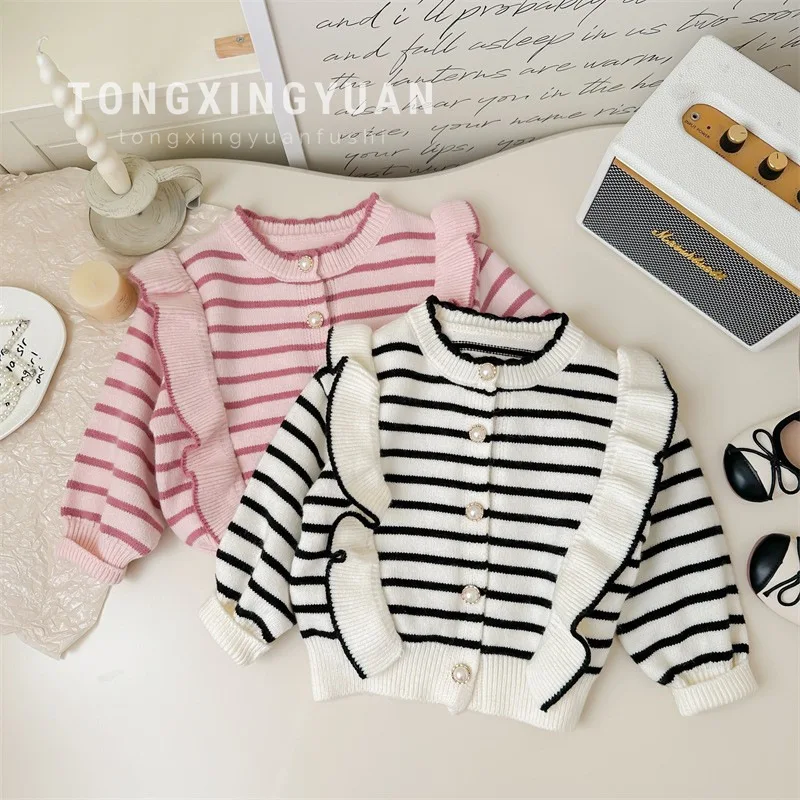 Girl's knitted cardigan2024Autumn and Winter New Girls' Western Style Fashion Coat Children's Striped Sweater Coat Thickened