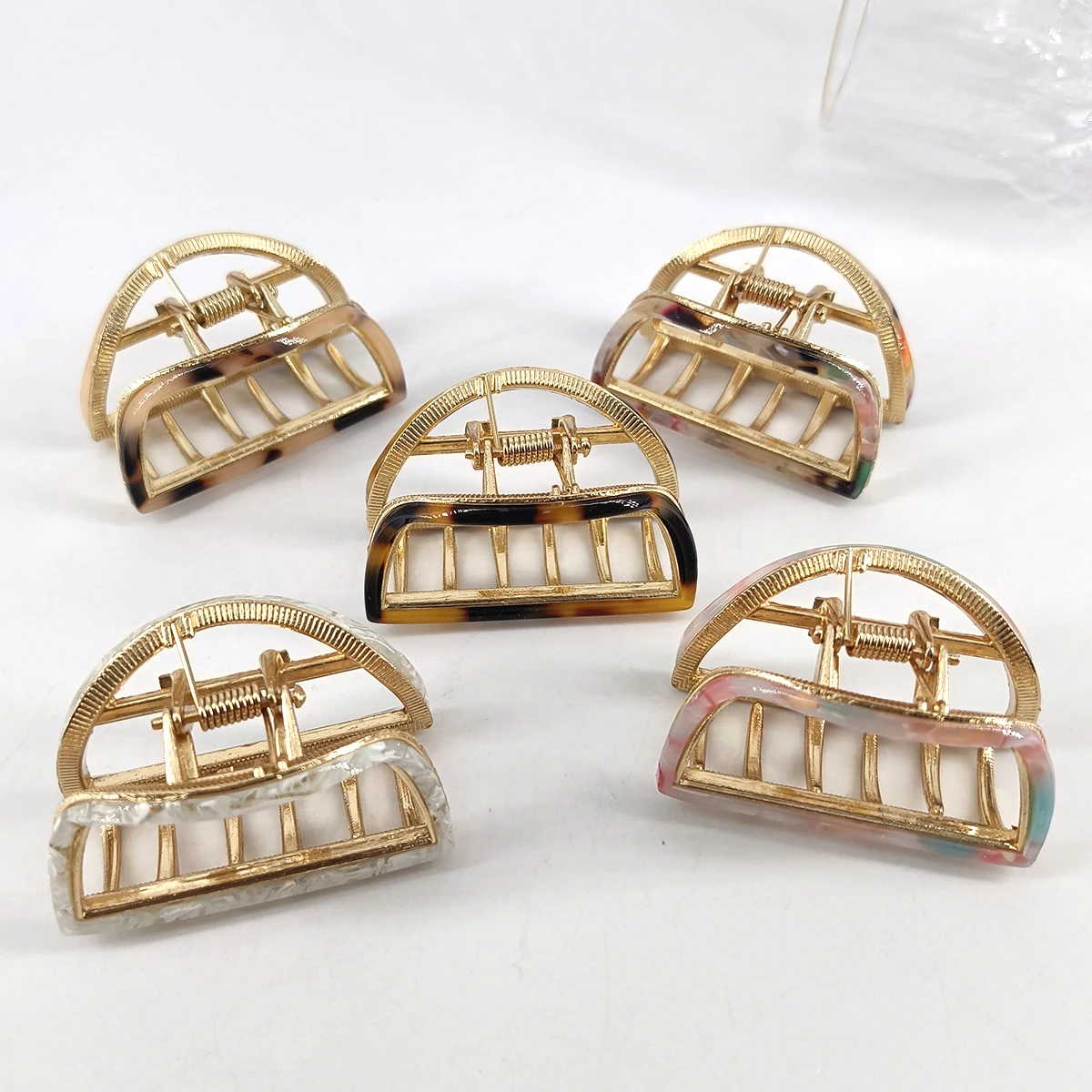 1Pcs 5cm Hair Claws Headwear Fashion Hair Accessories Mini half round shape Acetate Alloy Hairpins Gripper