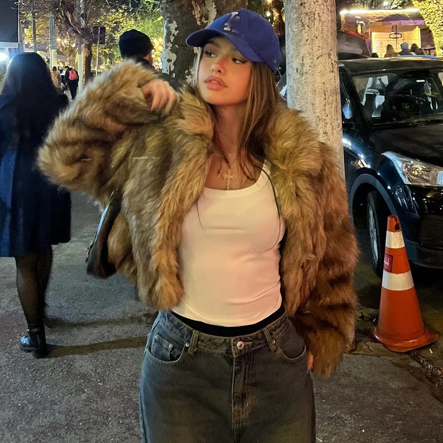 

2025 Autumn Winter Women Faux Fox Fur Coats Solid Jackets Stand Collar Long Sleeves Furry Outerwear Thick Warm Fur Loose Casual