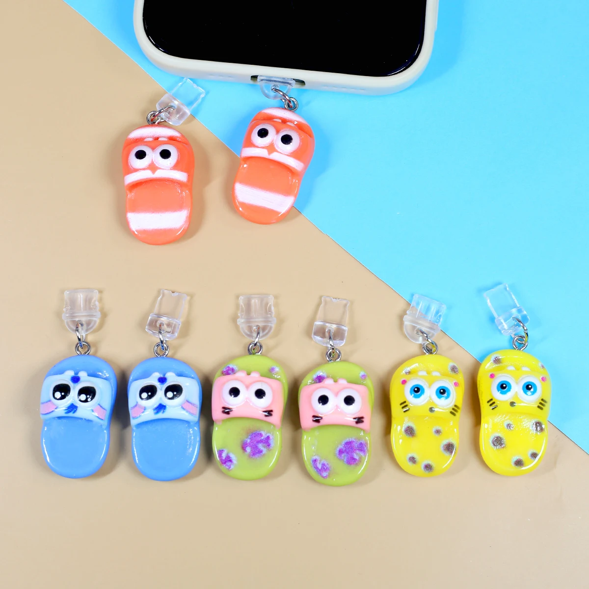 Resin slippers, phone dust plug, charging port plug suitable for iPhone dust cap, cute C-shaped dust plug pendant accessory